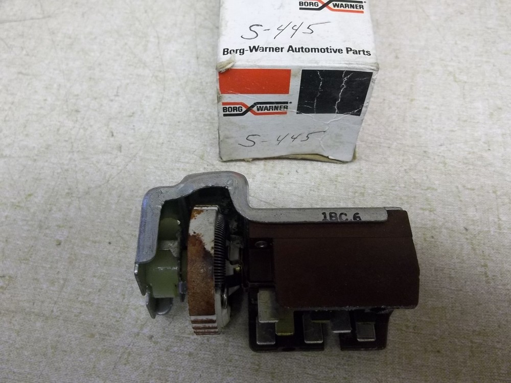 NEW Borg Warner Headlight Switch S-445 *FREE SHIPPING*