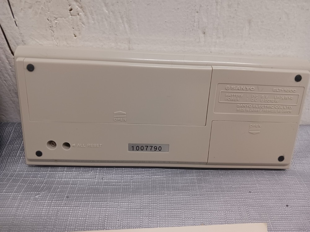 Sanyo Language Translator ELT 1000