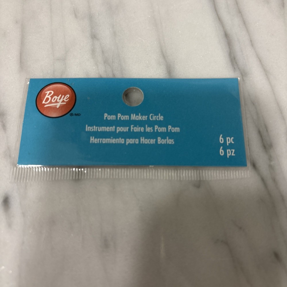 Yarnology & Boye PomPom Maker Assorted Sizes With Instructions