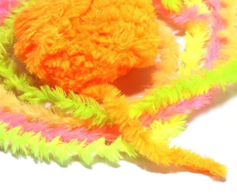 Hareline Dubbin' Easy Egg Chenille - Egg Pattern Fly Tying Material