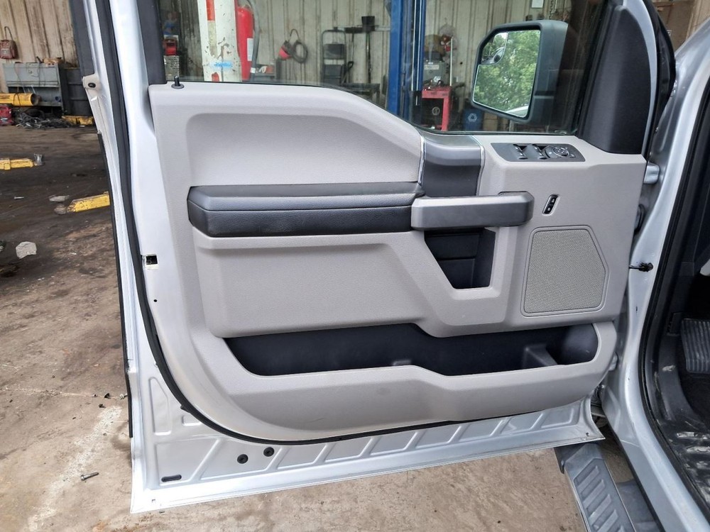 F150 2017 Glove Box 4799547
