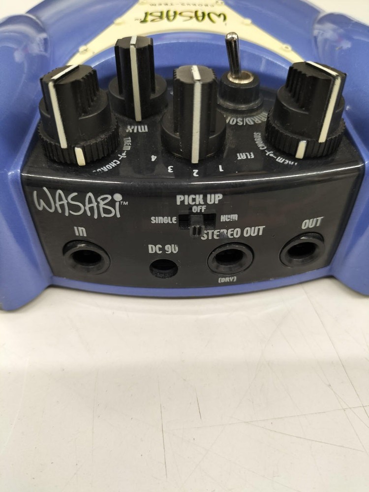 DANELECTRO WASABI CHORUS-TREM Effects Pedal