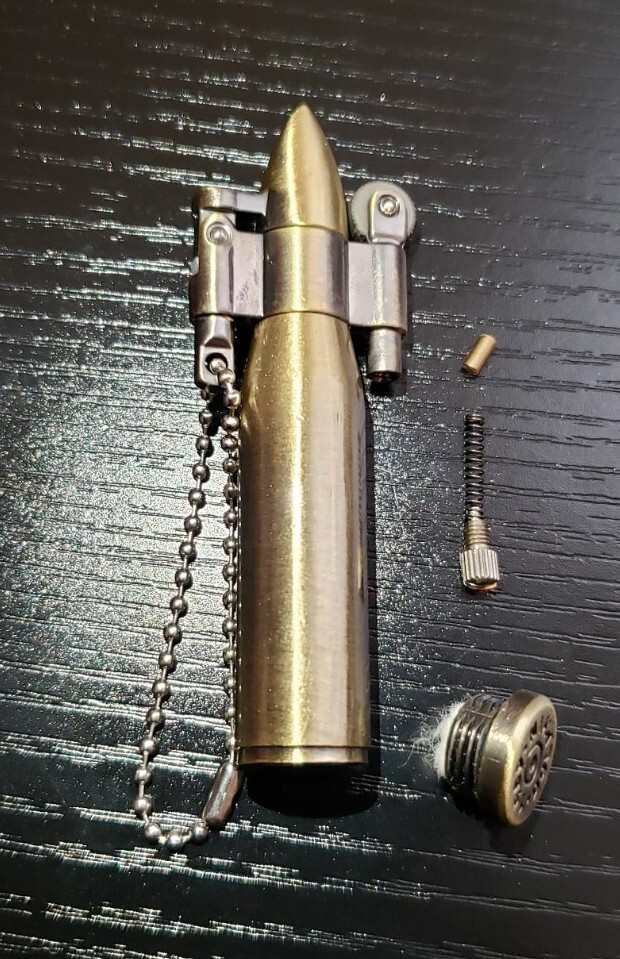 BULLET STYLE LIGHTER Lighter Fluid O Ring Saves Fuel Zippo Parts Vintage Trench