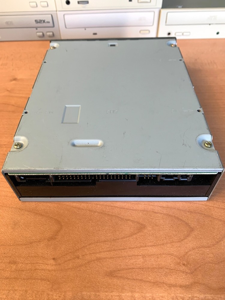 COMPAQ CRD-8484B CD-ROM Drive - Tested