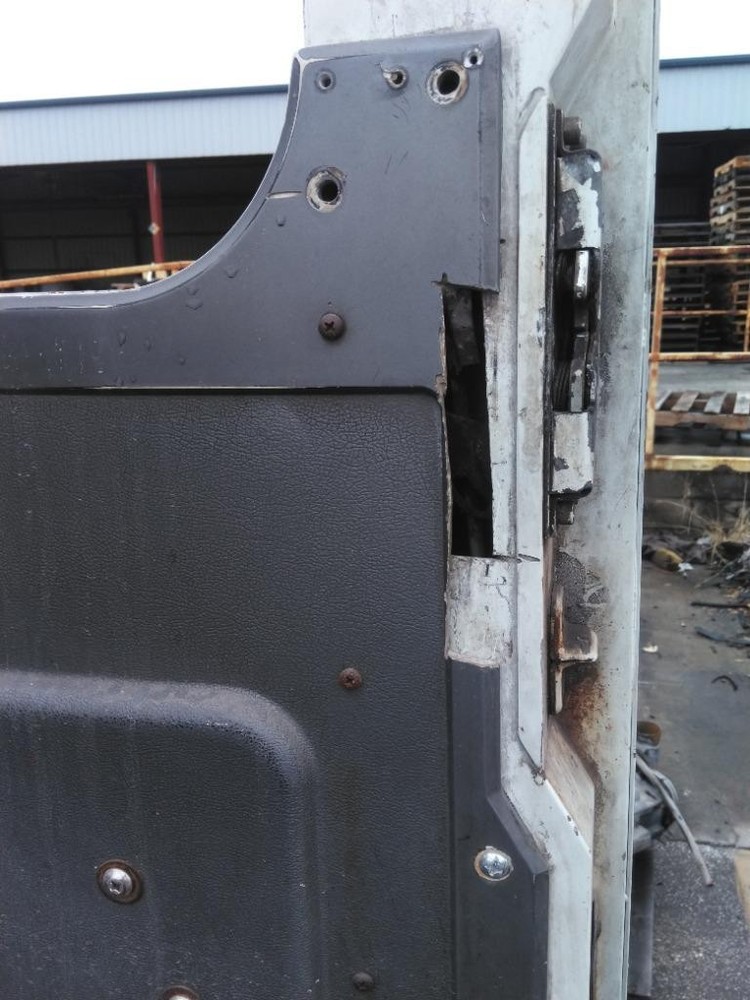 For MACK MR690 DOOR ASSEMBLY , FL