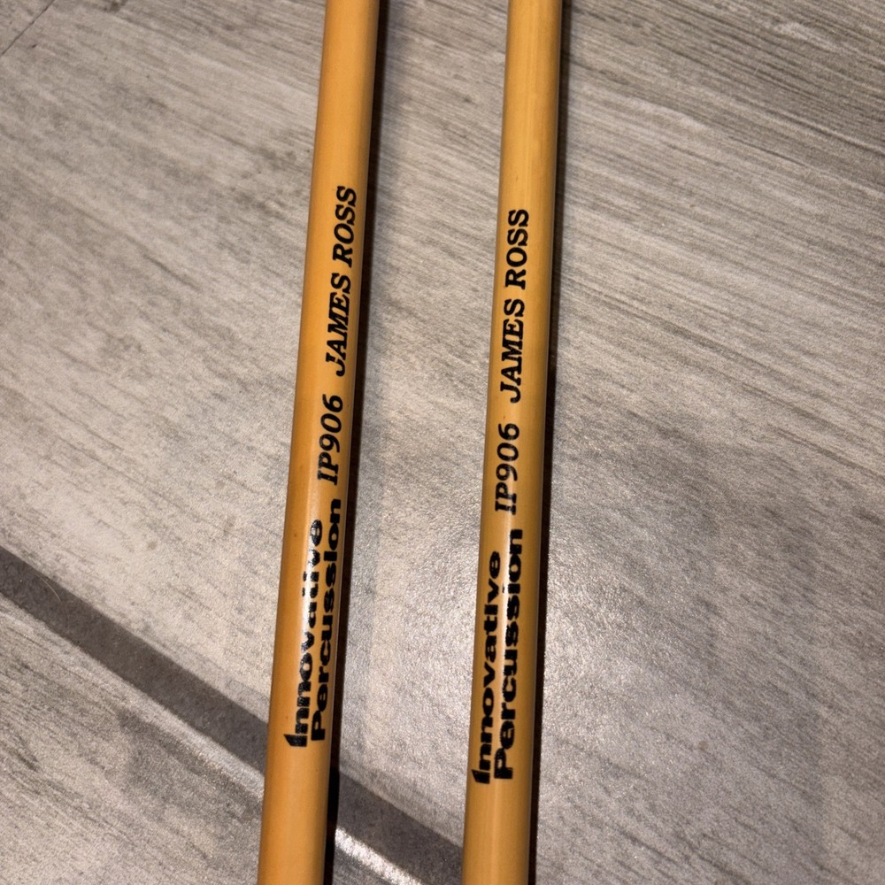 Innovative Percussion Black Fabric Bag with percussion mallets