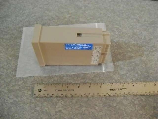 WEST MPC145A-C8DH4 TEMPERATURE CONTROLLER New Free Shipping