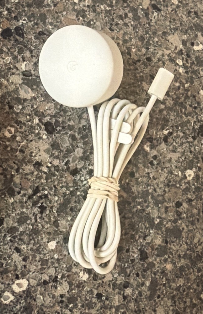 Google Home Nest Mini 1st Gen Generation Smart Speaker Model H0A with USB Plug