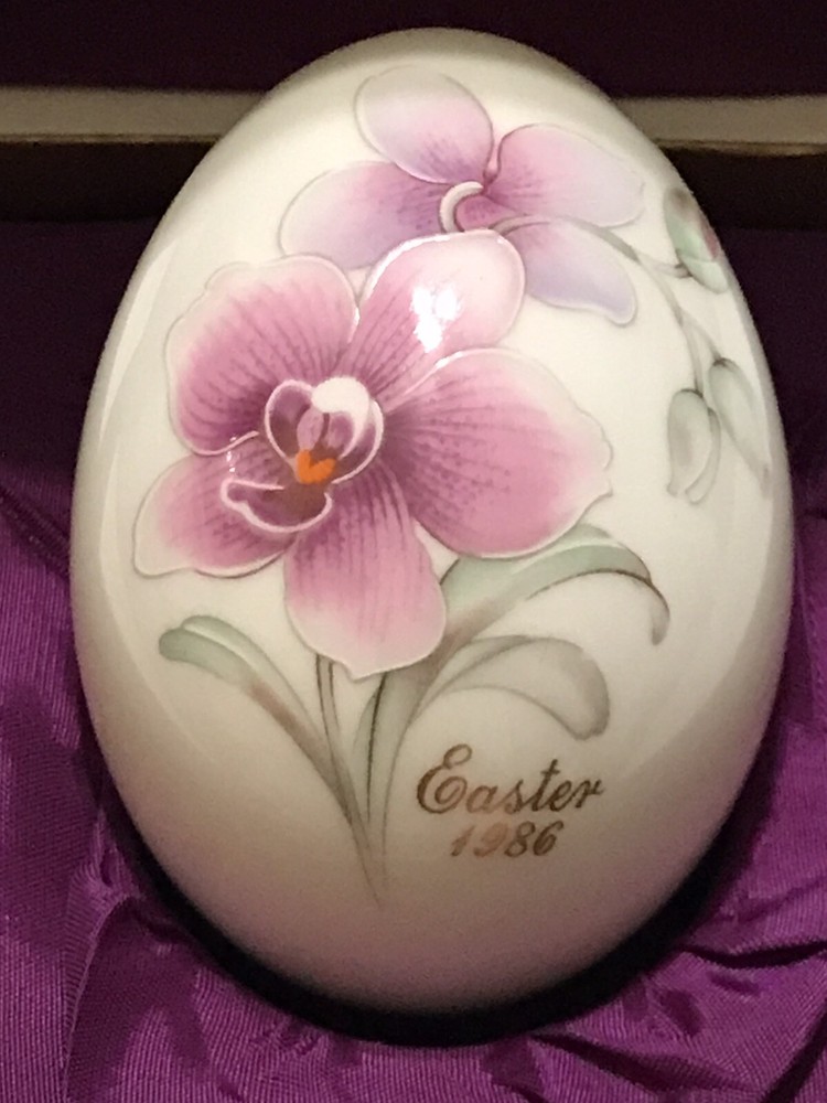 NORITAKE 16th EDITION 1986 EASTER EGG