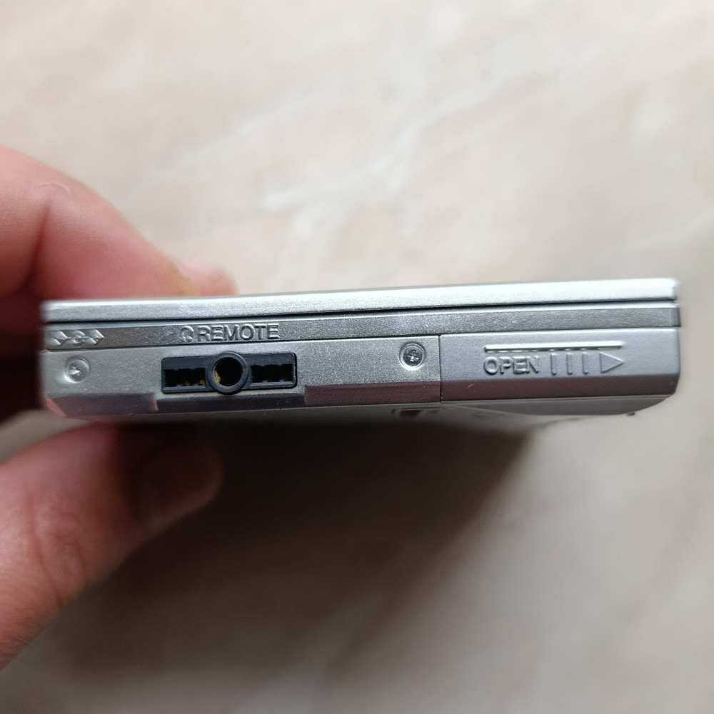 Sharp MD-ST521 Silver Used Working Battery Good