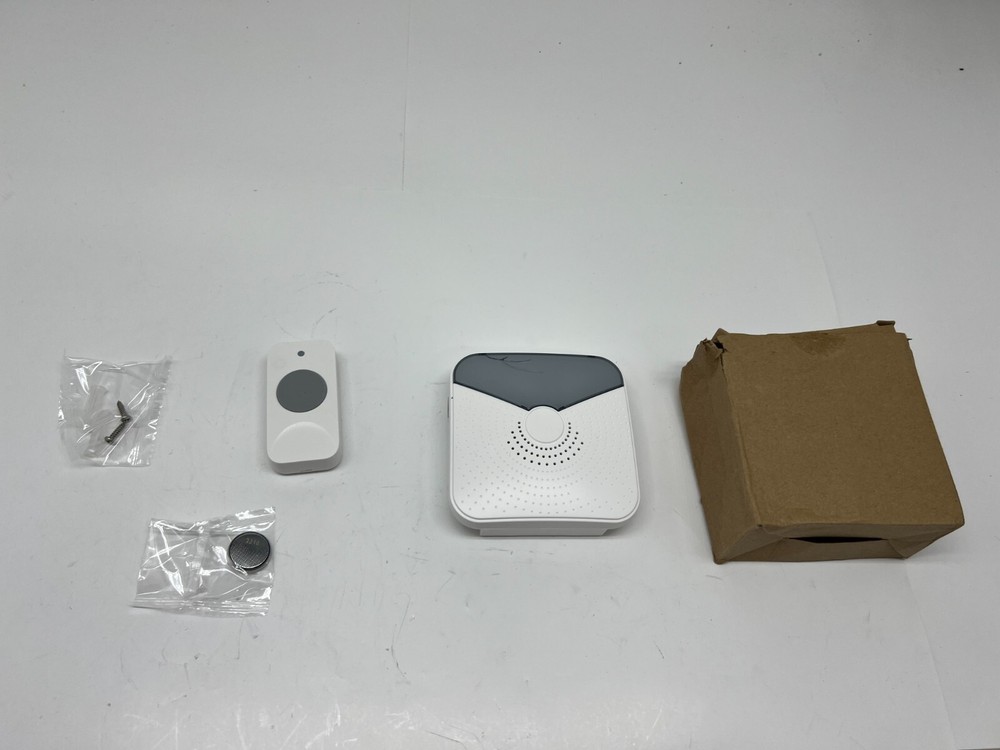 Newhouse Hardware Wireless Chime with LED Light & Push Button WCMBRG White