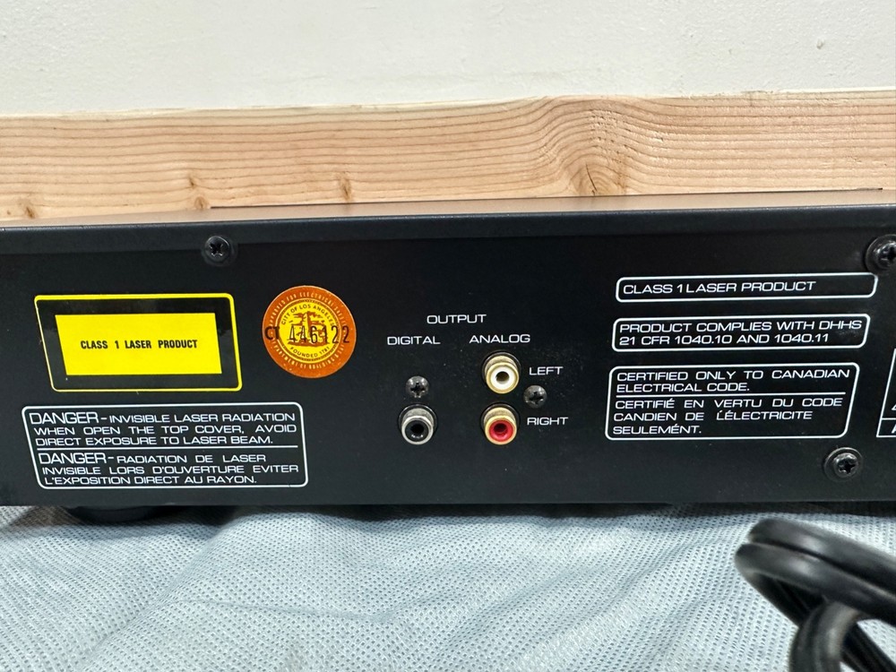 Rotel RCD-965BX Stereo Compact Disc CD Player Discrete HiFi **Read Description