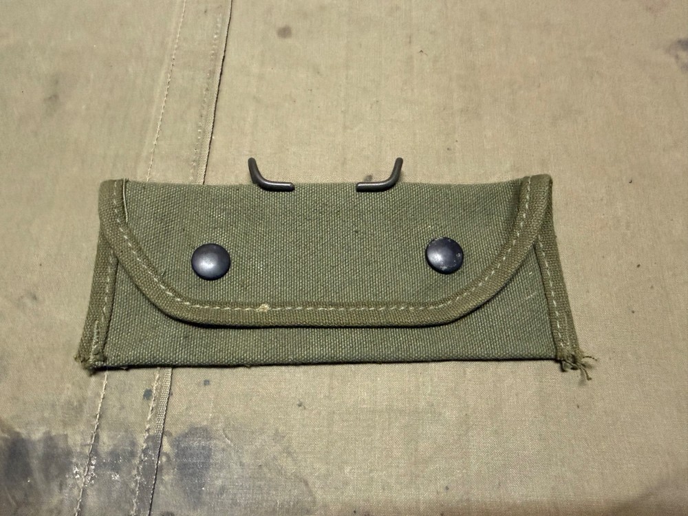ORIGINAL WWII US ARMY INFANTRY M1944 SMALL PARTS CARRY POUCH-1944