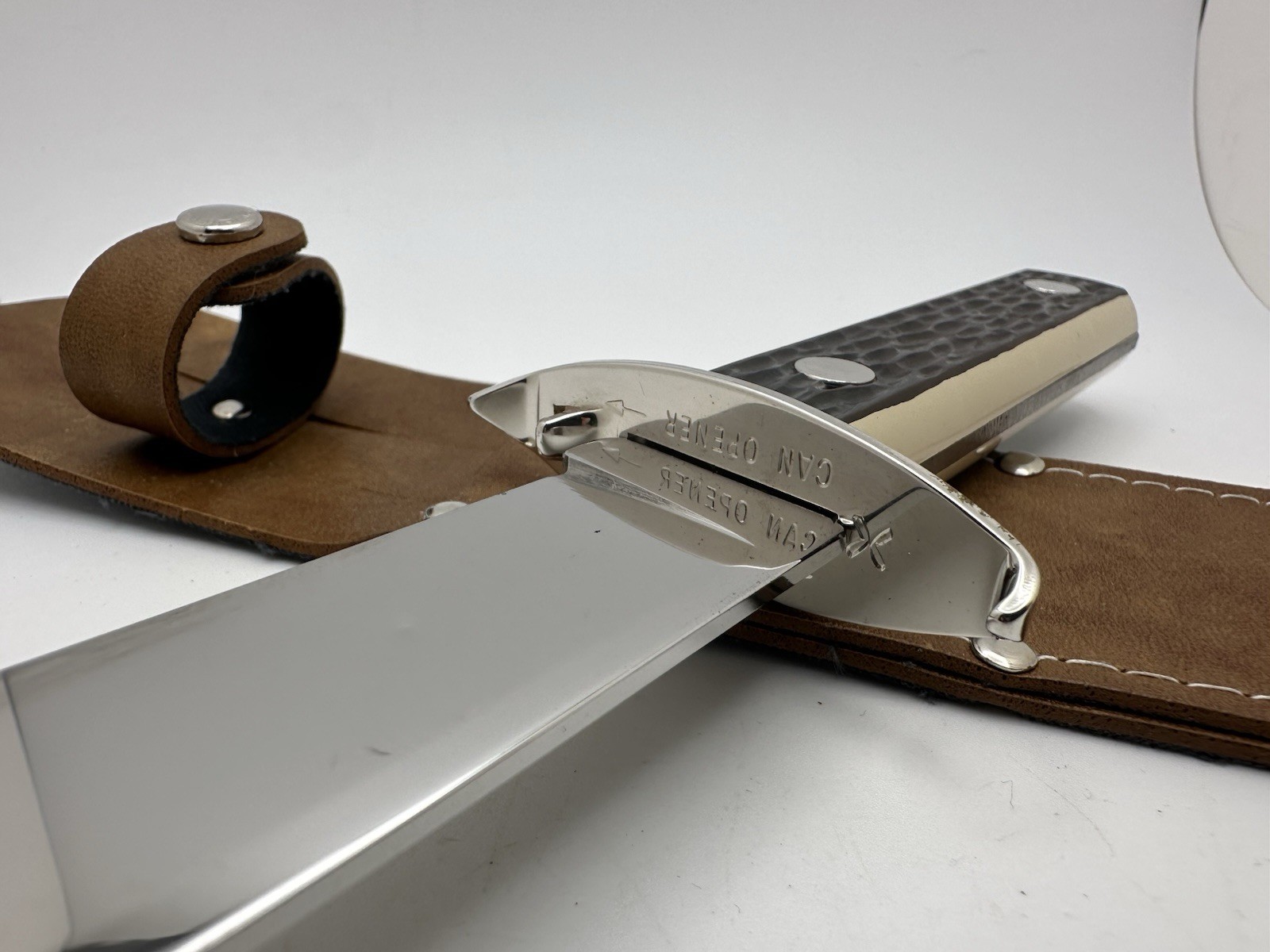 VINTAGE COLONIAL FIXED BLADE SURVIVAL KNIFE CAN OPENER & CAP LIFTER PROV. USA