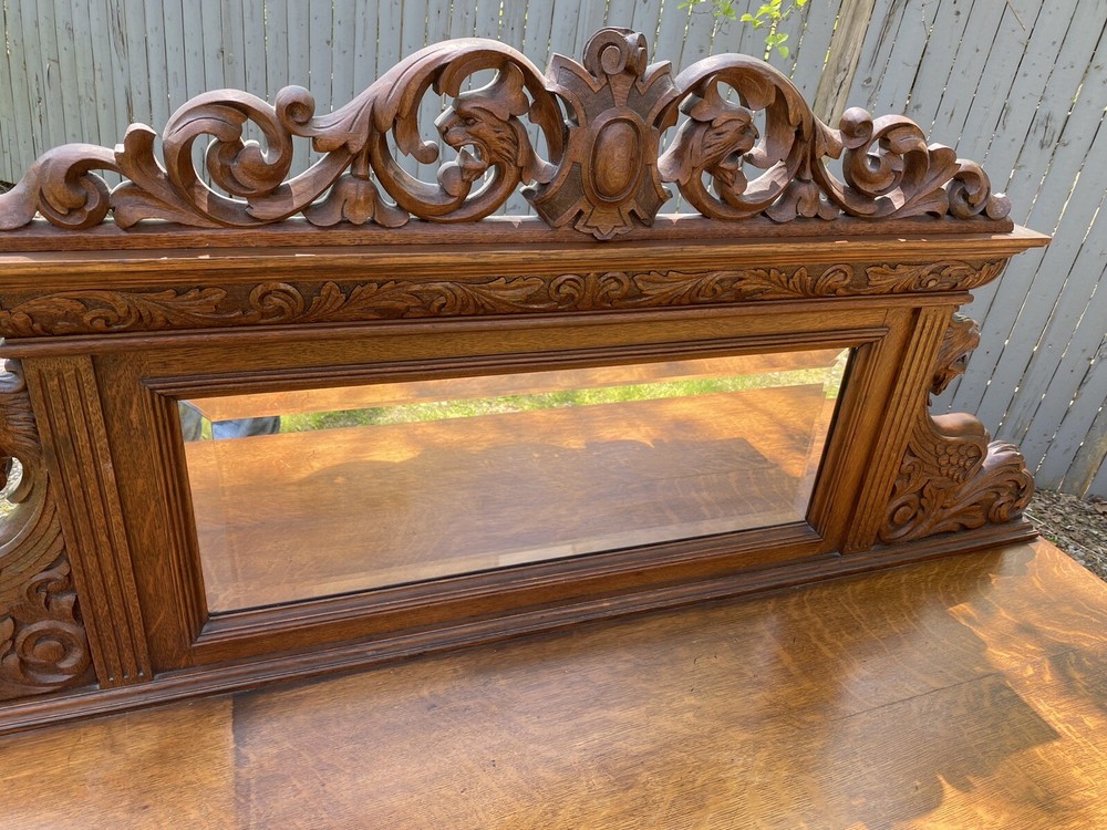 R.J. HORNER WINGED GRIFFIN OAK SERVER