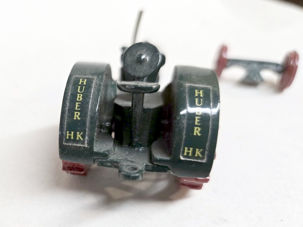 1/64 HUBER HK TRACTOR