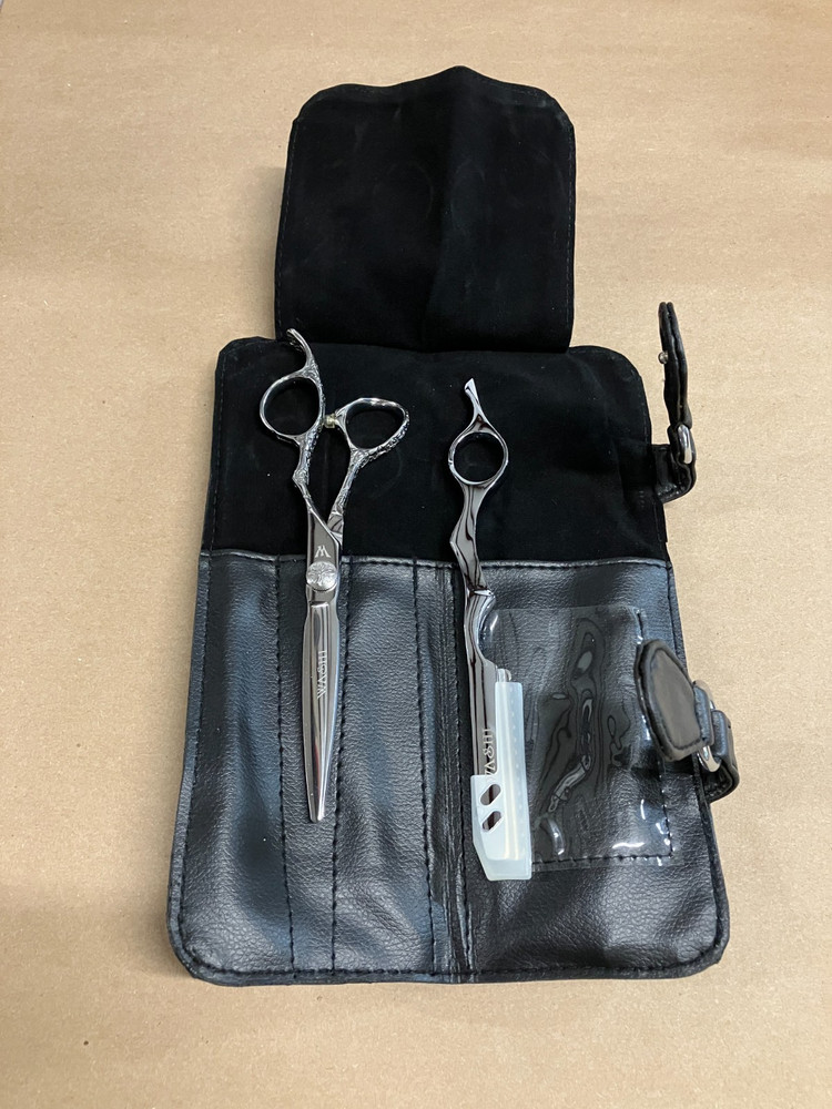 Washi Knockout Master Beauty Shear 6.0- Refurbished
