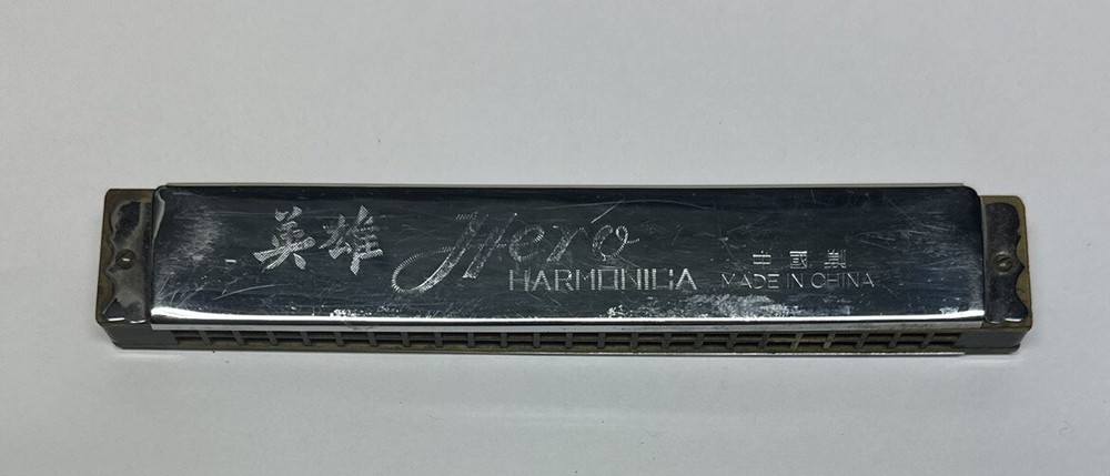 Vintage Hero Harmonica