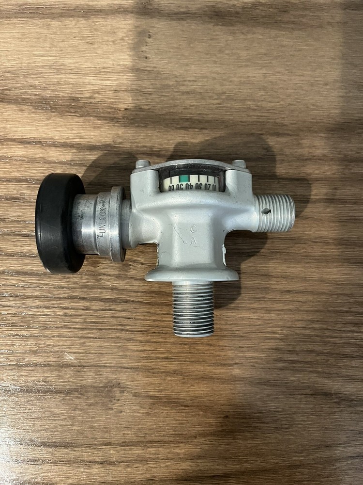 Hi Pressure Air Tank SCBA Valve Regulator. Untested / Missing Cap
