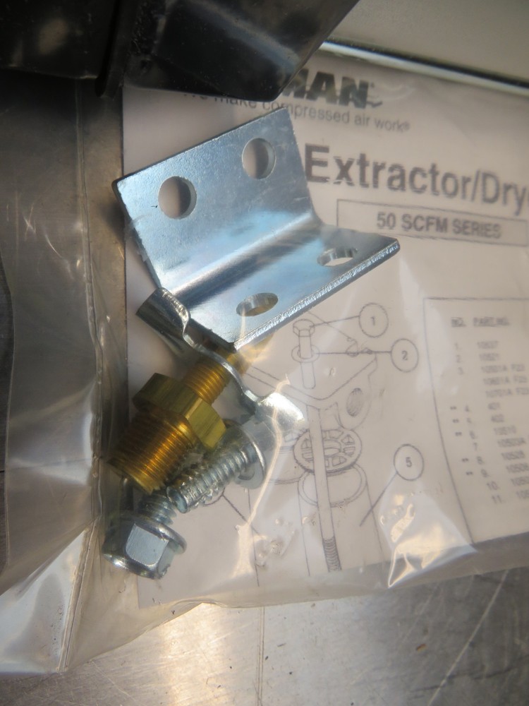 LA MAN Extractor/Dryer Model 106 3/8" NPT