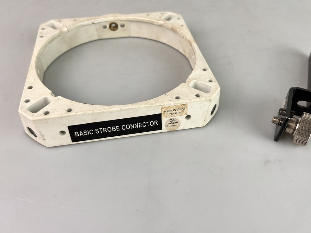 Genuine Original PHOTOFLEX Strobe Connector BASIC 200SC w/ Bracket
