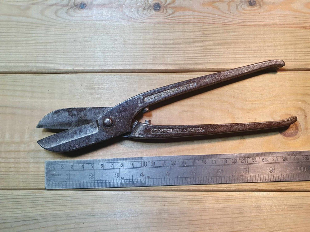 Vintage 10" Gilbow Tin Snips Old Hand Tools Sheet Metal Cutters Engineering