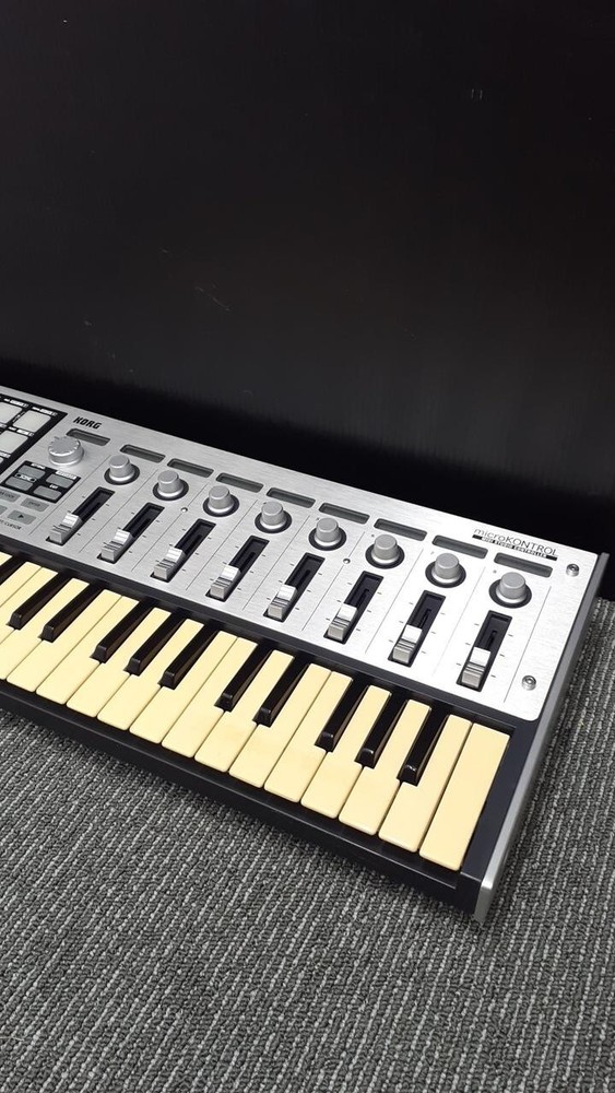 KORG MC-1 MIDI keyboard micro midi controller keyboard