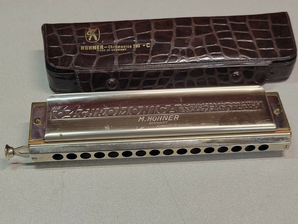 Hohner Harmonica Chromonica 280 C 64 Proffessional 4 Octaves w/ its Case
