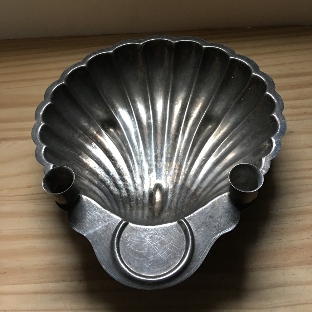VTG EALES 1779 SILVERPLATE FOOTED SHELL SEAFOOD SERVING BOWL W/ CANDLEHOLDERS