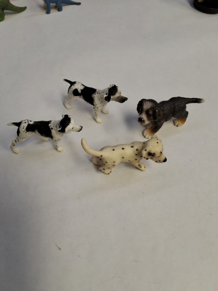 Dogs 4 Pc Toy Lot