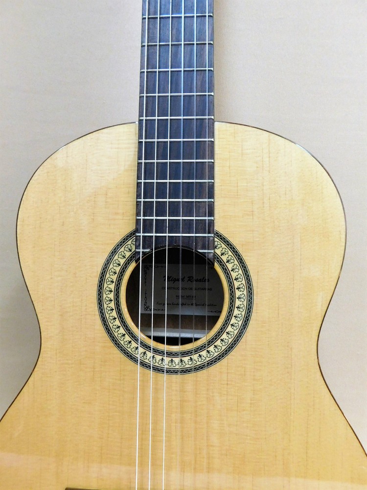 Miguel Rosales Model 9 Solid Top "Tan Shell" Classical Guitar + Gig Bag &Strings