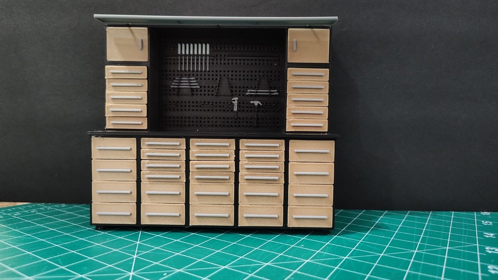 Diorama Workshop Tool Bench Cabinet 1/18 Scale Model Garage Accessory