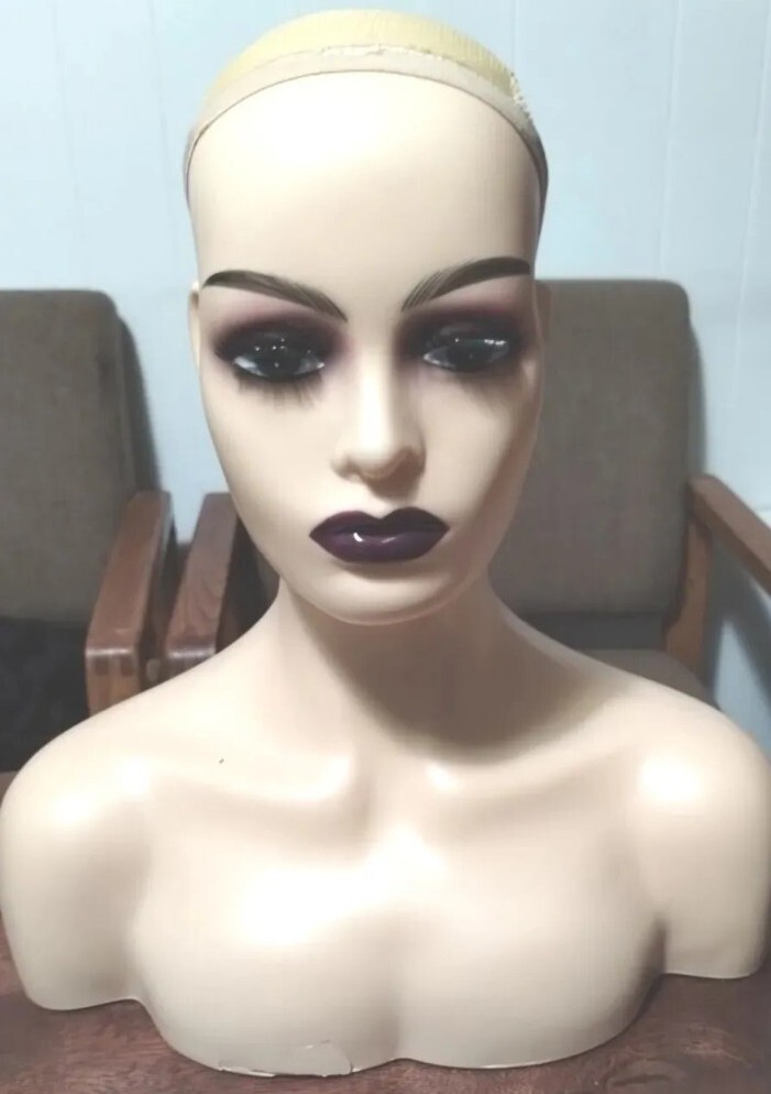 1pcs wholesale Female Mannequin Head with Shoulder for Display Wigs&more