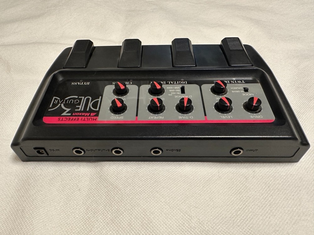 MAXON PUE3G Guitar Multi Effects Pedal