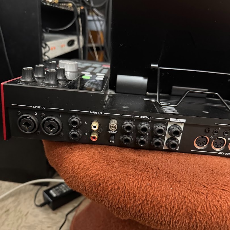 Akai Professional MPC X Standalone Sampler Sequencer - Mint - Software Transfer