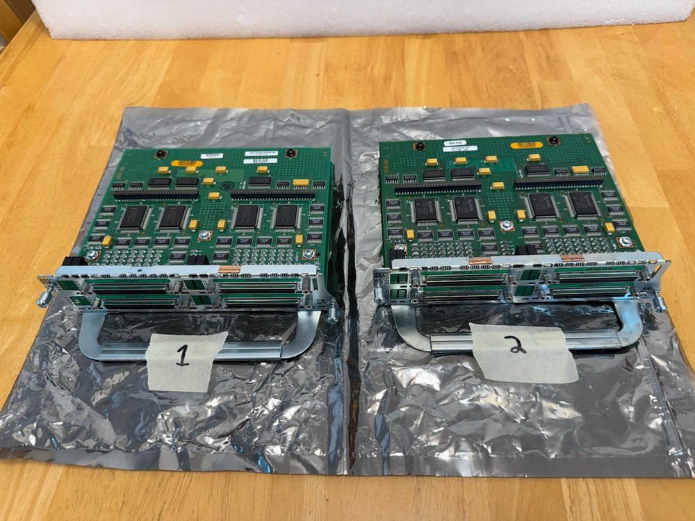 ONE CISCO ASYNC-32A 32-PORT Asynchronous Network Module Guaranteed 30 days