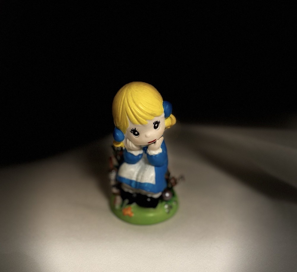 Altered Moment “Alice”