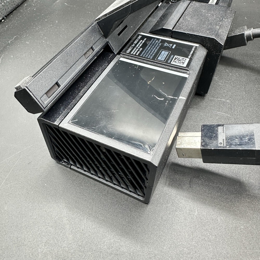 Microsoft Xbox One Kinect Camera Motion Sensor Bar Black Model 1520