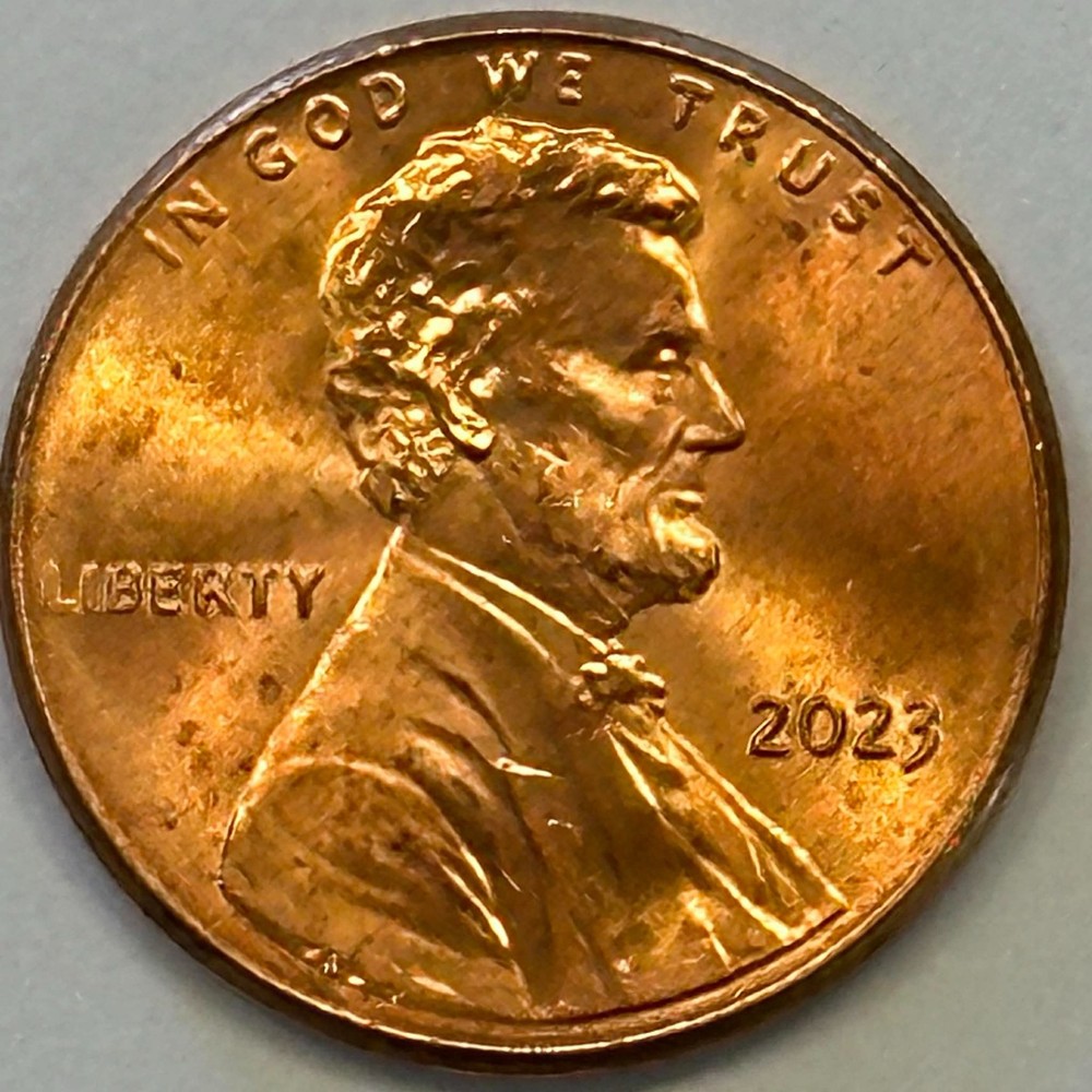 MINT ERROR - 2023-P "EXTRA V" LINCOLN SHIELD CENT (NICE COIN) (RED, HIGH GRADE)