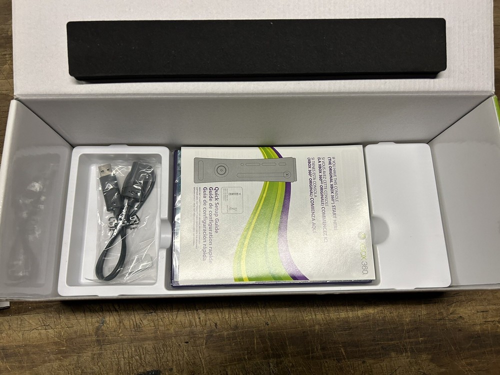 XBOX 360 KINECT MOTION SENSOR CONTROLLER OPEN BOX