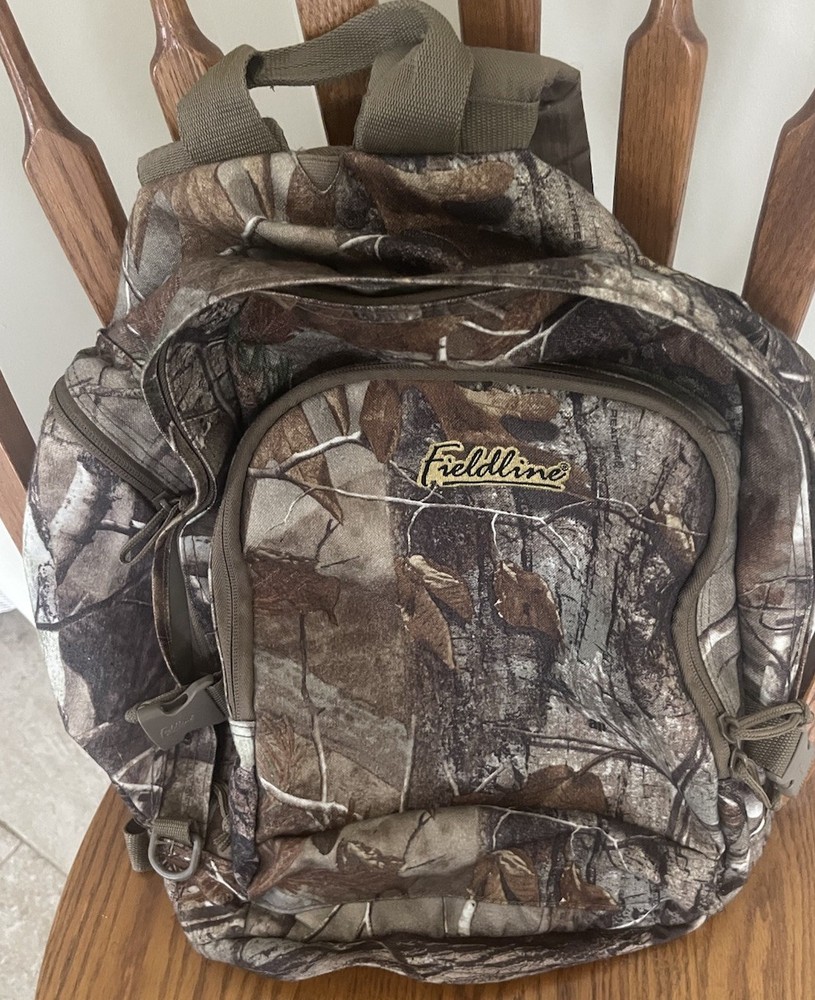 New Fieldline  Camo Back Pack With Flaws Missing Bottom Piece See Pic 3