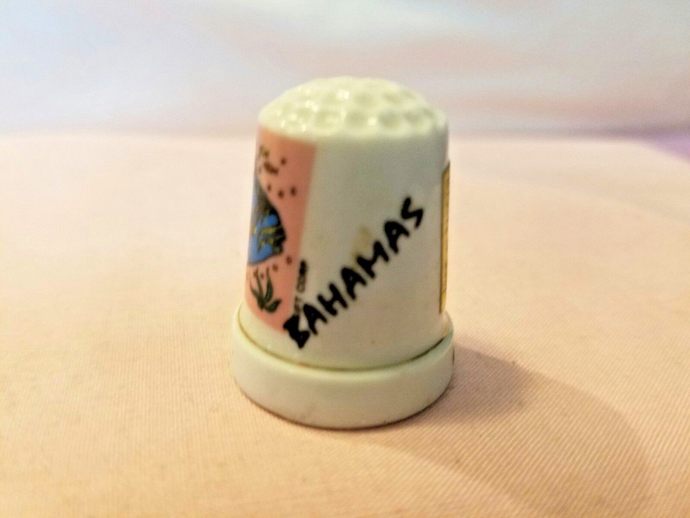 FINE PORCELAIN THE BAHAMAS THIMBLE