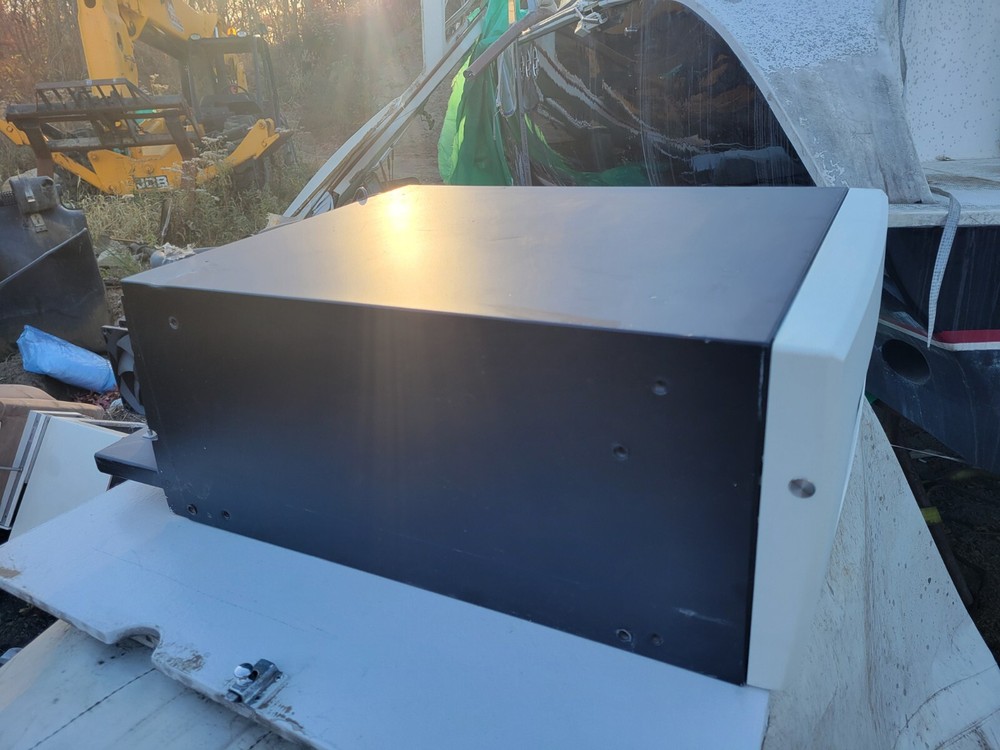 DOMETIC CD30-DCTB1 COOLMATIC DRAWER FRIDGE W/ COMPRESSOR - WHITE.