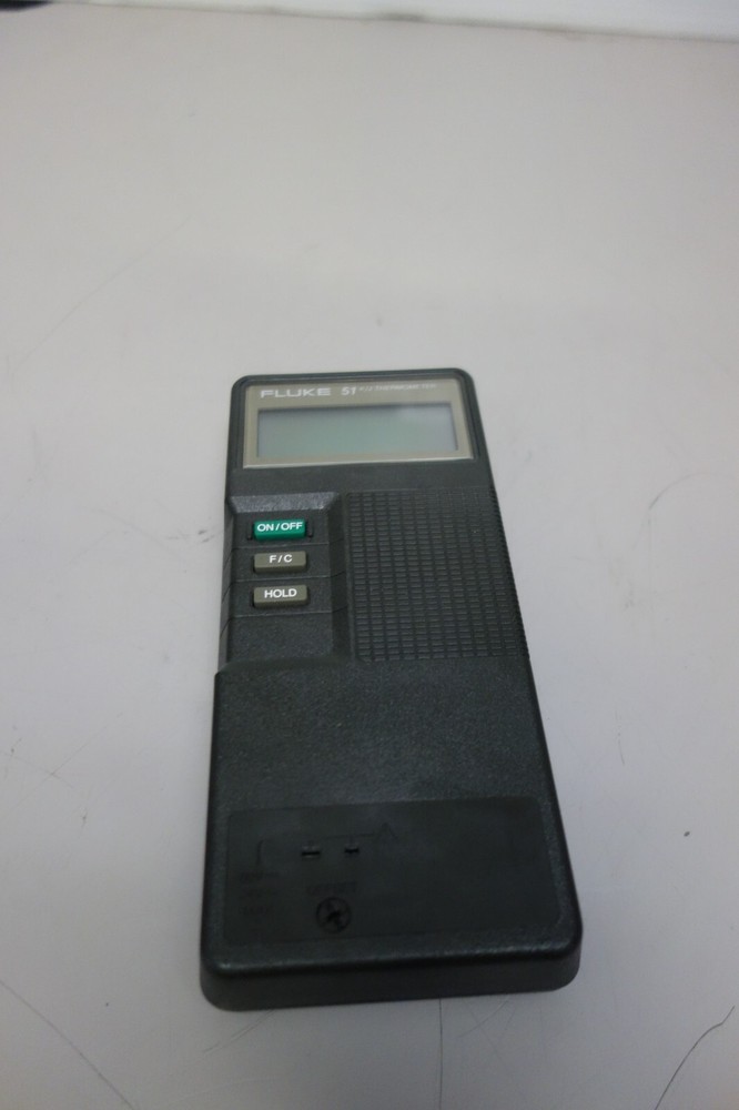 Fluke 51 K/J Handheld Digital Thermometer + Case