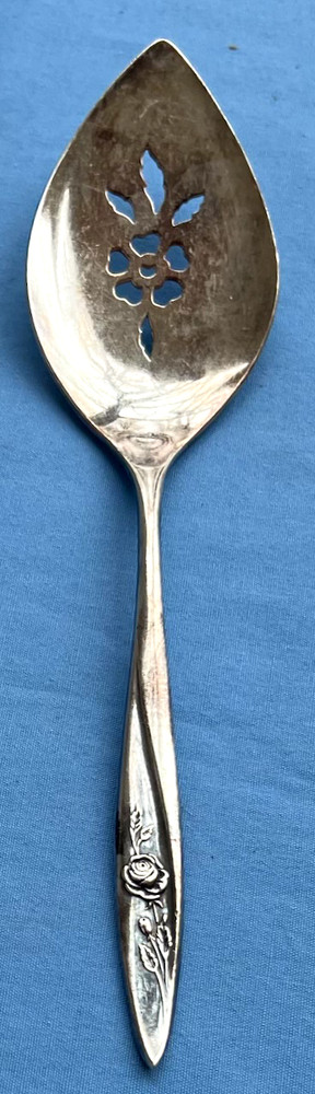 Oneida Community Silverplate Morning Rose Dessert Server