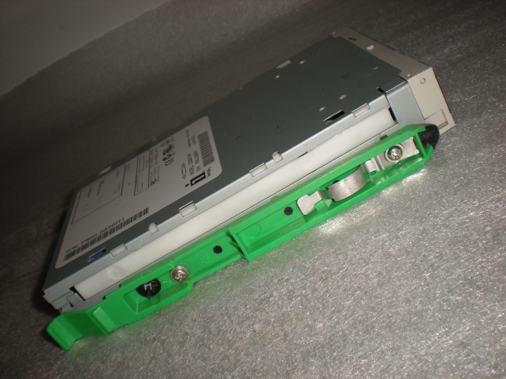 UNTESTED Vintage Iomega Z250ATAPI 3.5" internal Zip drive