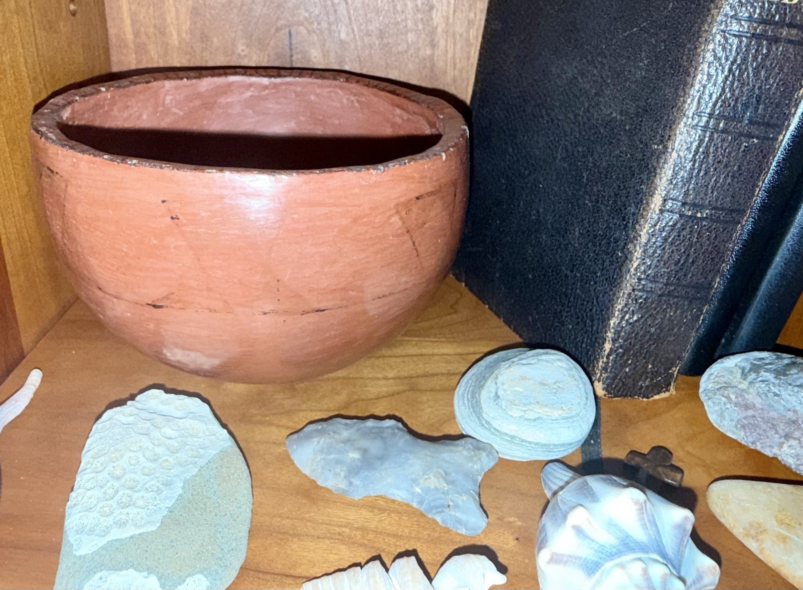 Ancient Pre Columbian Pottery Ceremonial Round Base Bowl Circa 800-1500AD