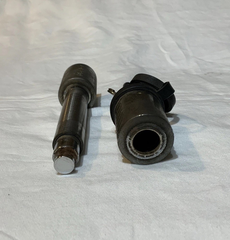 Master Lock Lockable Trailer Hitch Pin With Two Keys