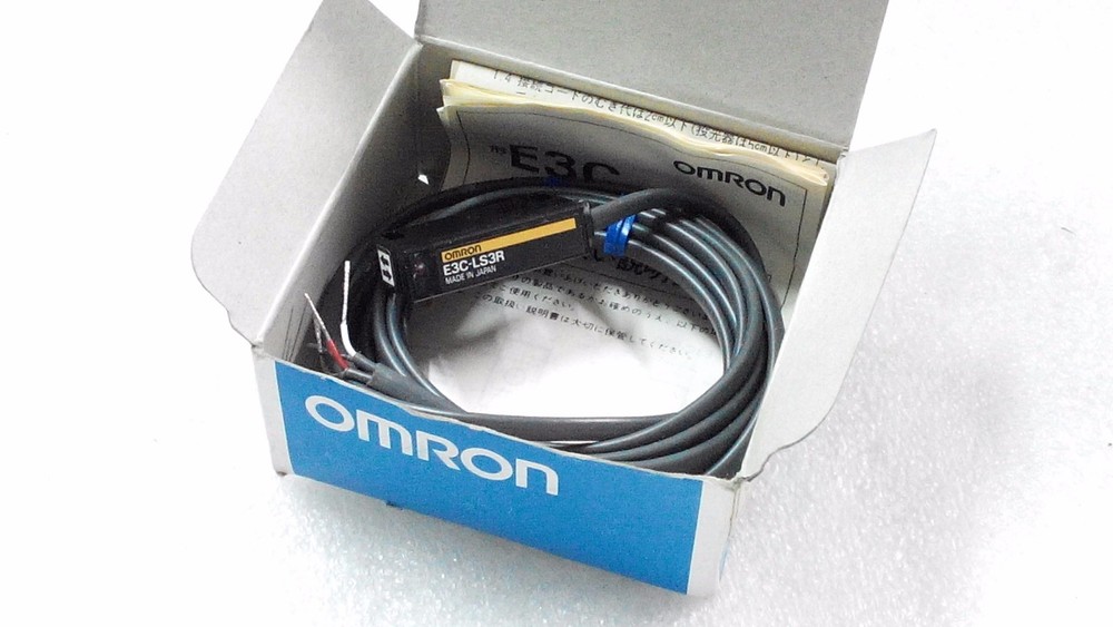 OMRON E3C-LS3R SENSOR (2pcs 1lot )