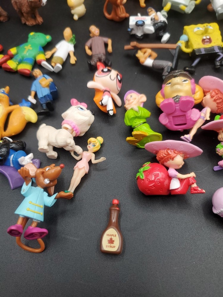 Cake Topper Figures Set